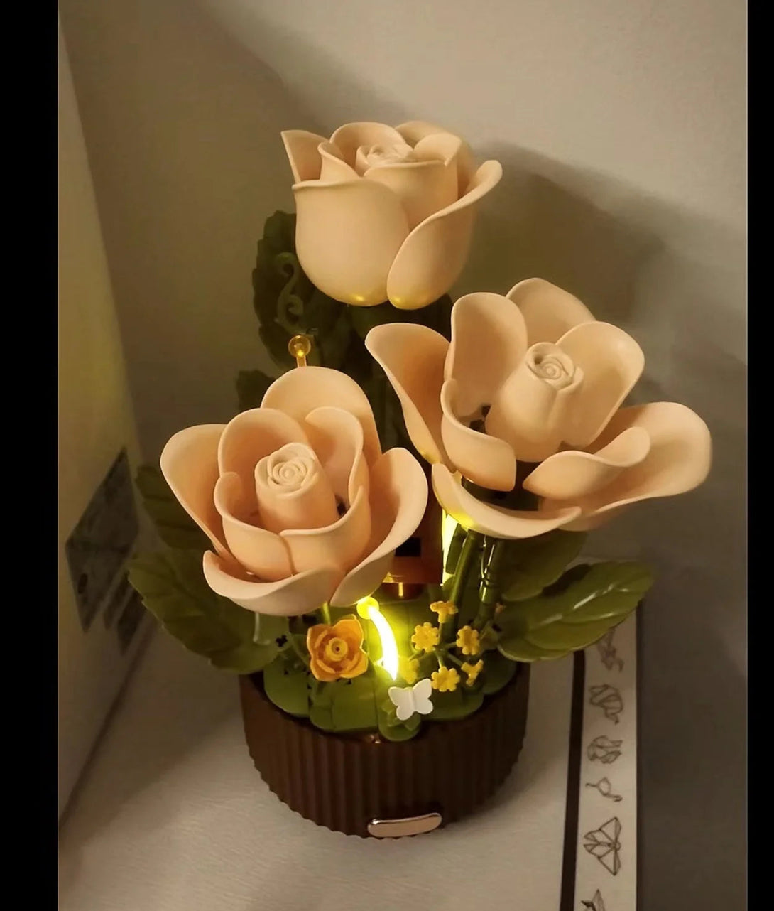 BLYNTRA Interactive Blooming Flower Lamp – One-Click Dynamic Night Light Gift BLYNTRA
