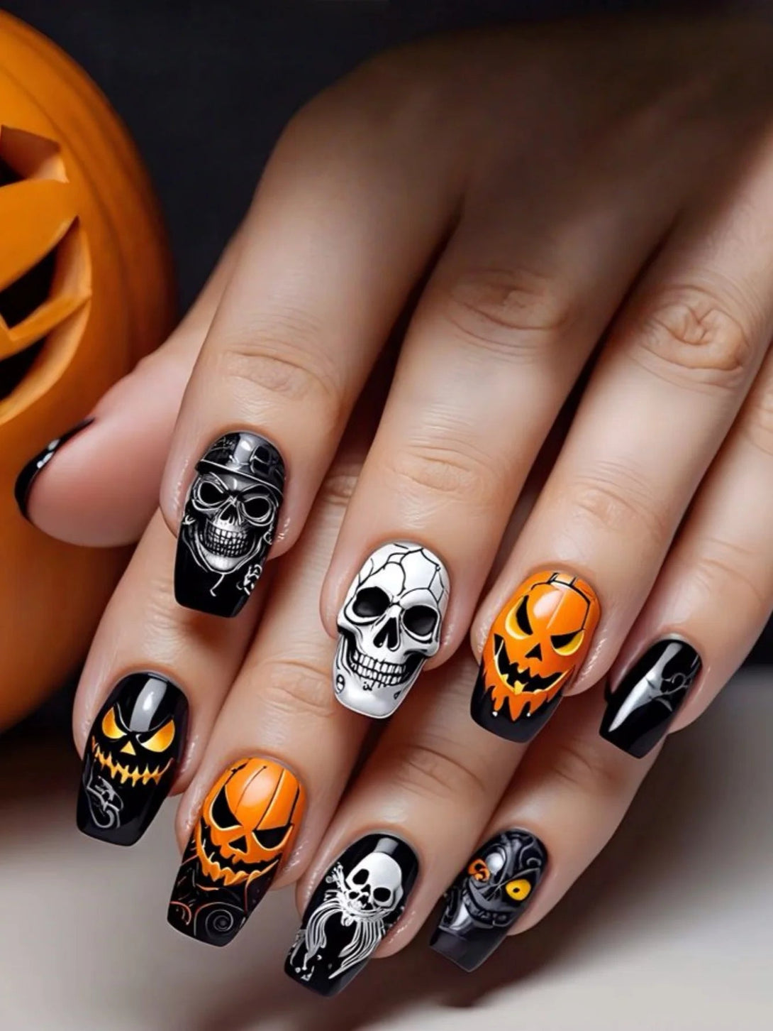 Spooky Pumpkin Lantern Nail Set by Blyntra - 24PCS Halloween Nail Art BLYNTRA
