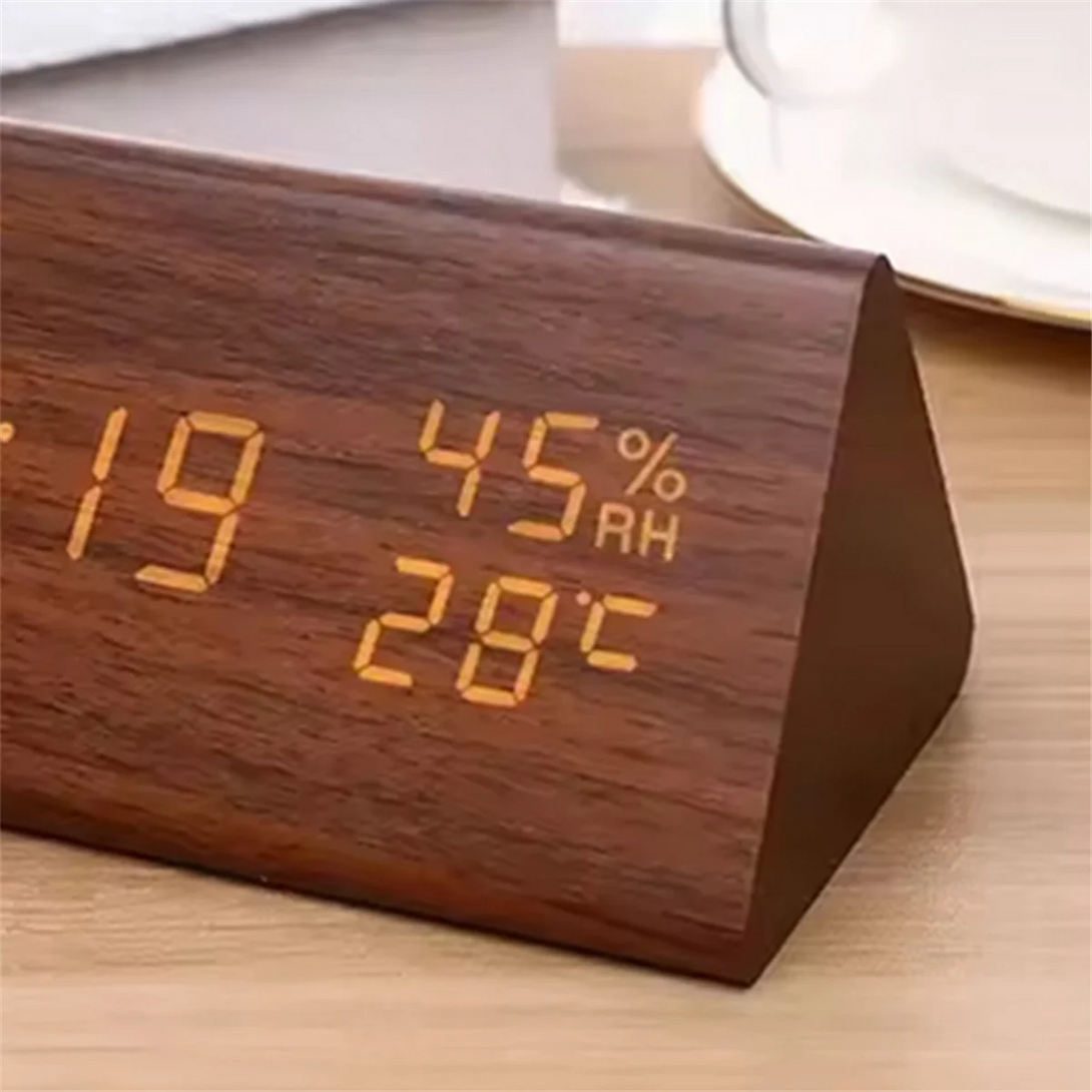 BLYNTRA LED Student Clock – Minimalist Wood Design with Temperature BLYNTRA