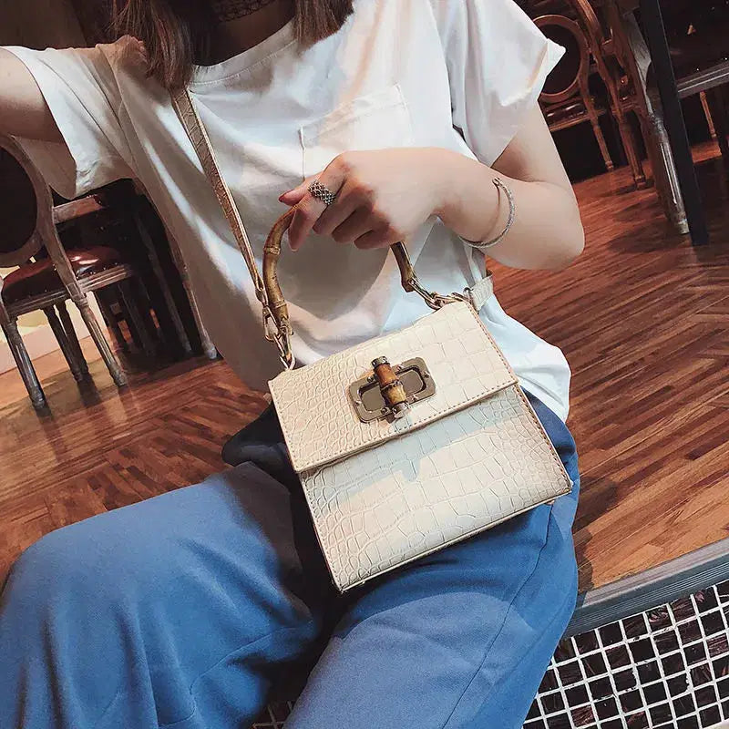 Joker Messenger Bag Fashion Simple Handbag Shoulder Bag